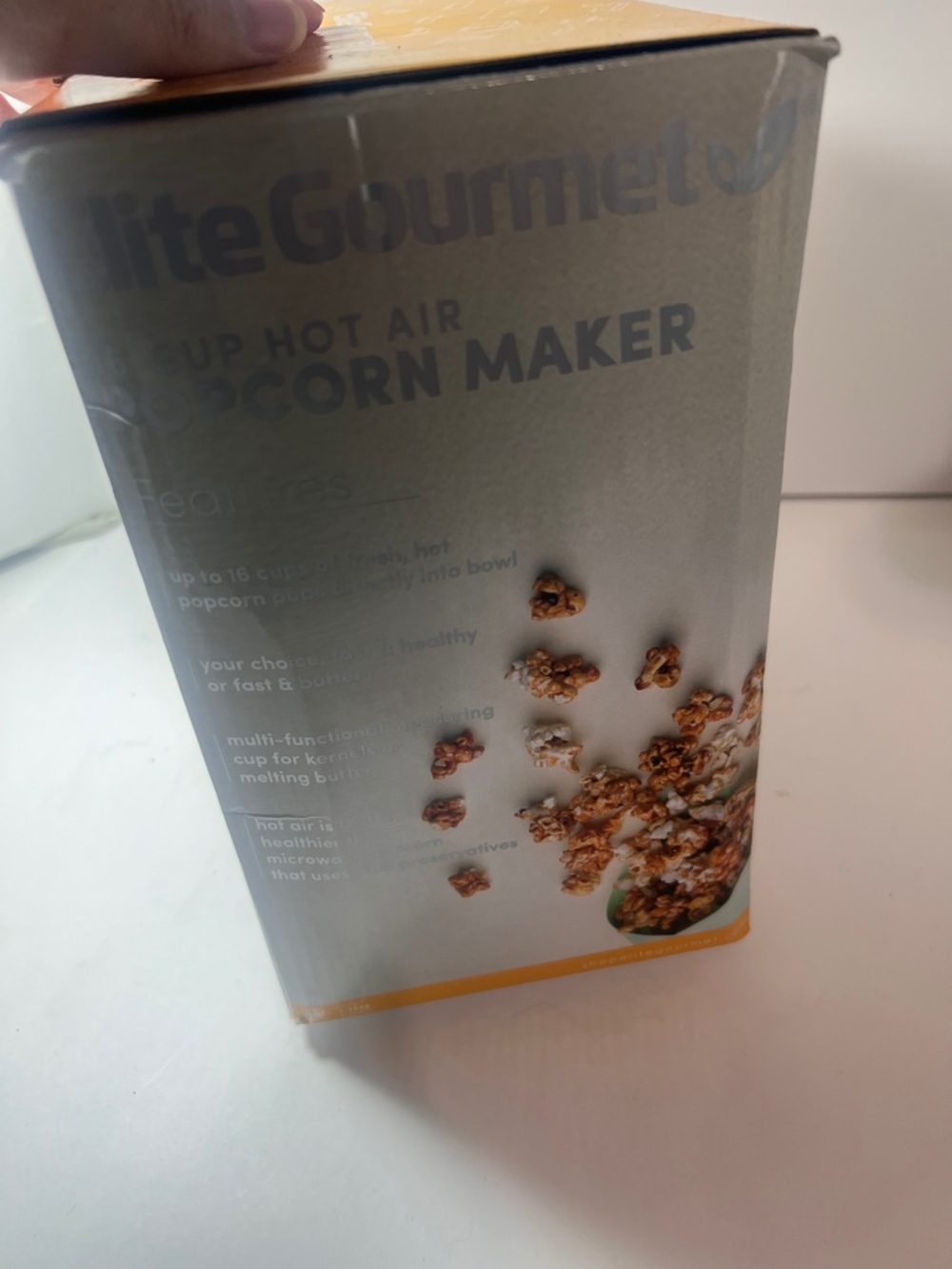 Popcorn Maker Elite Gourmet New. 16 cup hot air. New in box - Picture 4 of 5